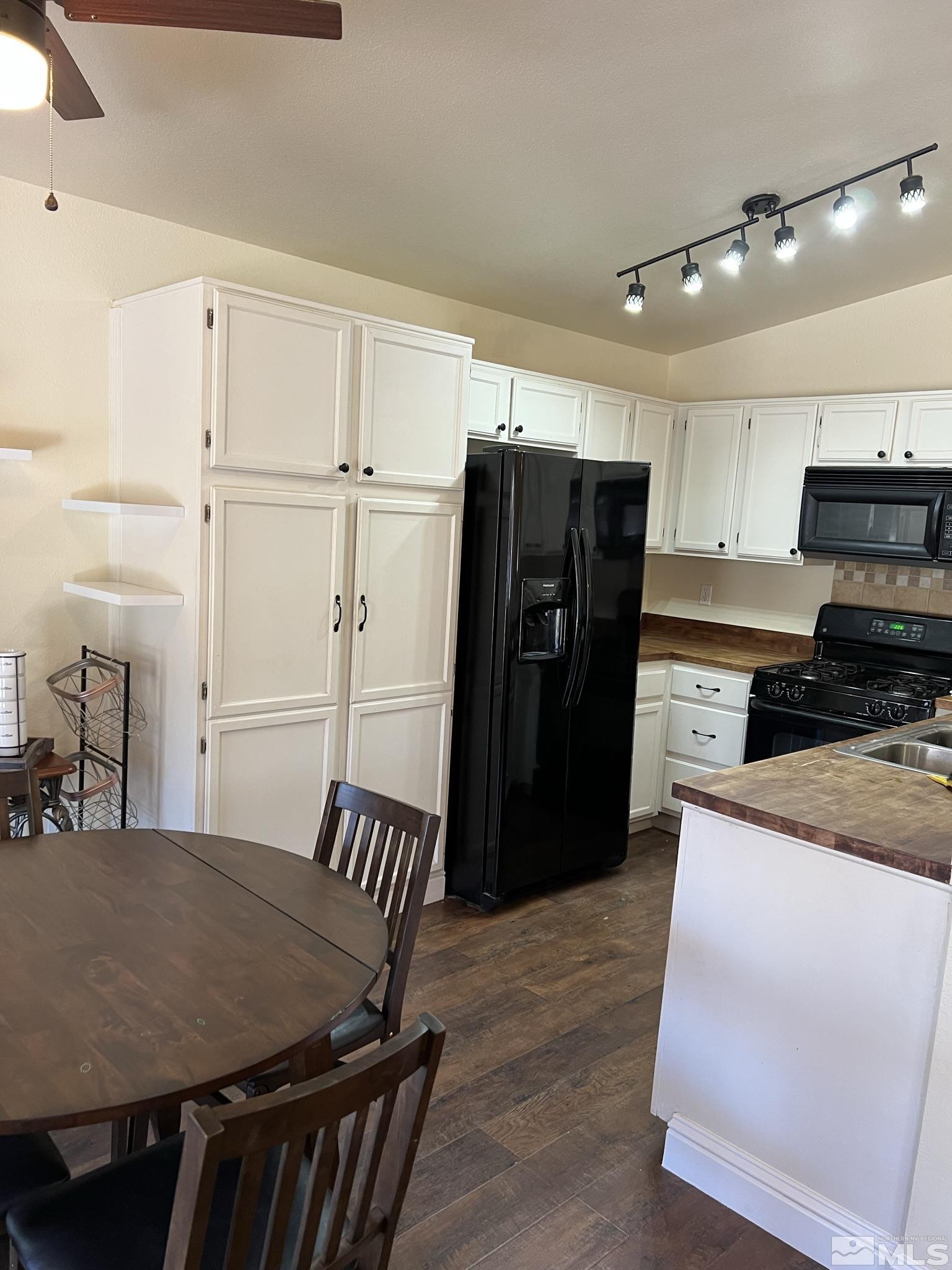 8527 Red Baron Boulevard Reno, NV 89506 - Photo 15 of 40 Photo 15