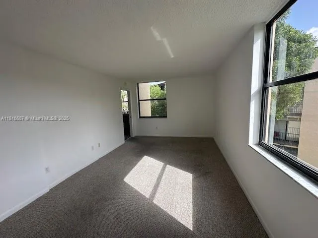 $305,000 | 14611 North Kendall Drive, Unit 309L, Miami, FL 33186