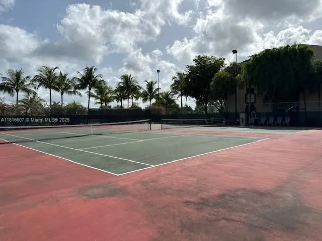 $305,000 | 14611 North Kendall Drive, Unit 309L, Miami, FL 33186