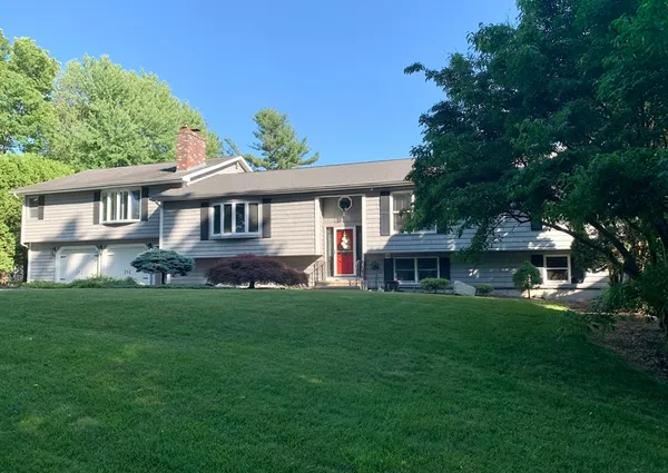 $959,900 | 28 R Woodside Drive, Grafton, MA 01519