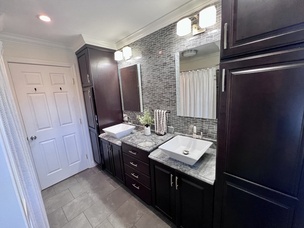 28 R Woodside Drive Grafton, MA 01519 - Photo 12 of 41