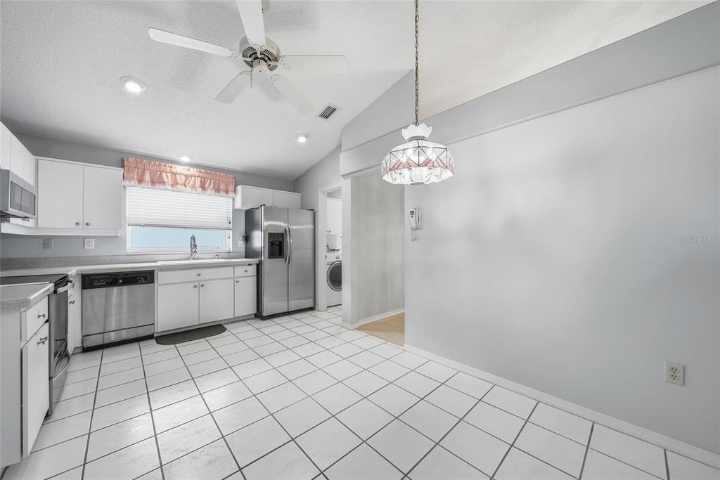 8051 Thatch Terrace Hudson, FL 34667 - Photo 9 of 33