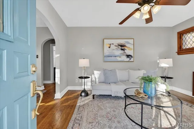 $265,000 | 8643 Charlton Lane, St. Louis, MO 63123