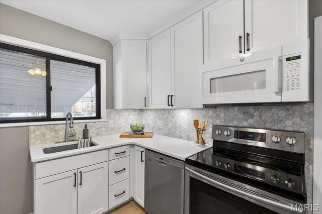 $265,000 | 8643 Charlton Lane, St. Louis, MO 63123