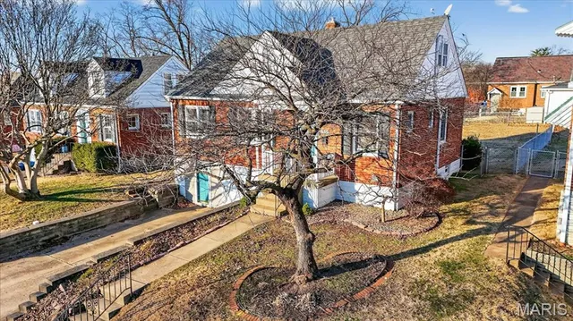 $265,000 | 8643 Charlton Lane, St. Louis, MO 63123