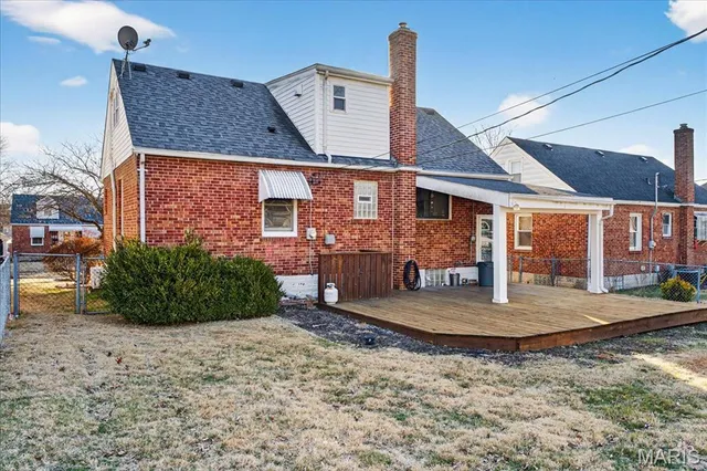 $265,000 | 8643 Charlton Lane, St. Louis, MO 63123