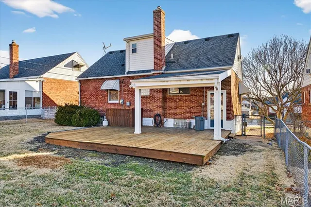 $265,000 | 8643 Charlton Lane, St. Louis, MO 63123