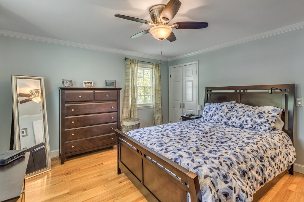 30 Karen Road Wakefield, MA 01880 - Photo 12 of 25 Gallery Image 12