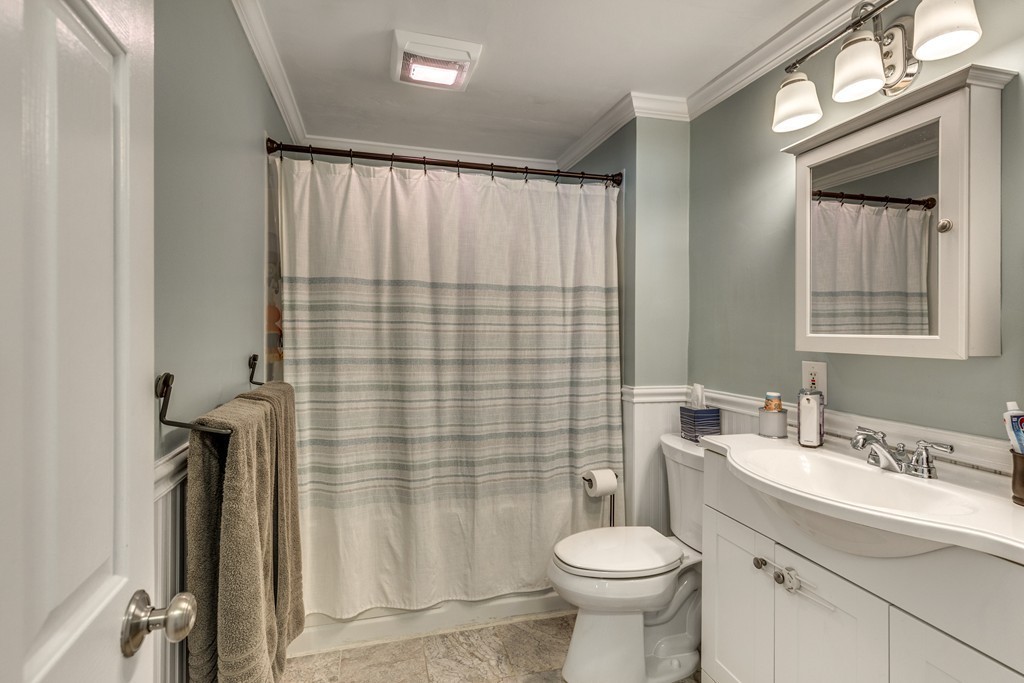 30 Karen Road Wakefield, MA 01880 - Photo 14 of 25 Gallery Image 14