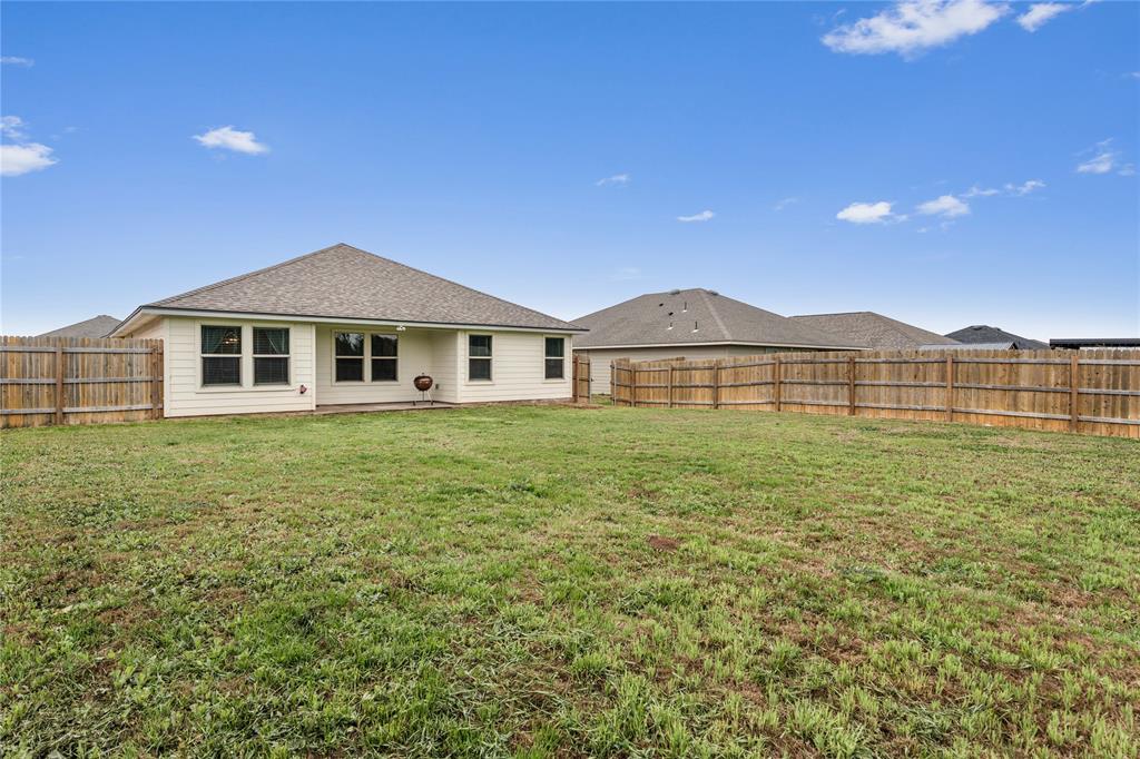 7121 Guadalupe Road Waco, TX 76633 - Photo 35 of 38