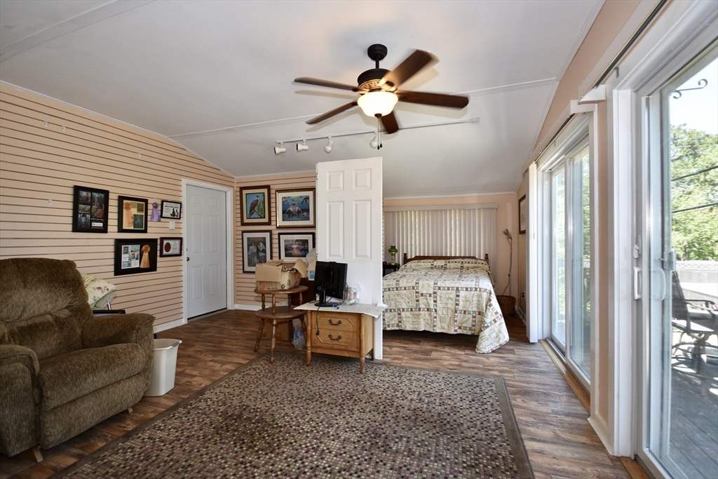 14 Spectacle Pond Terrace Wareham, MA 02538 - Photo 31 of 40