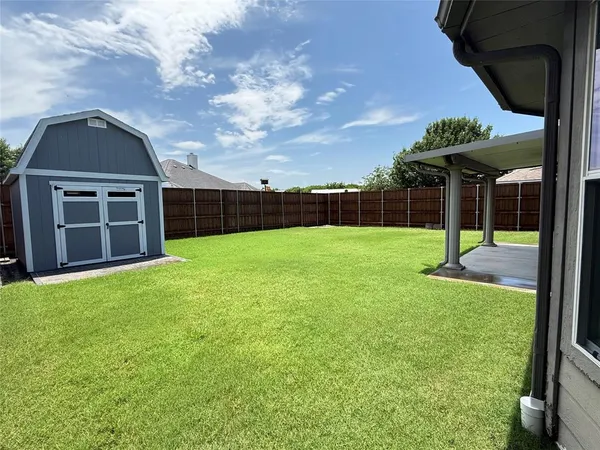 $335,000 | 413 Highview Circle, Royse City, TX 75189