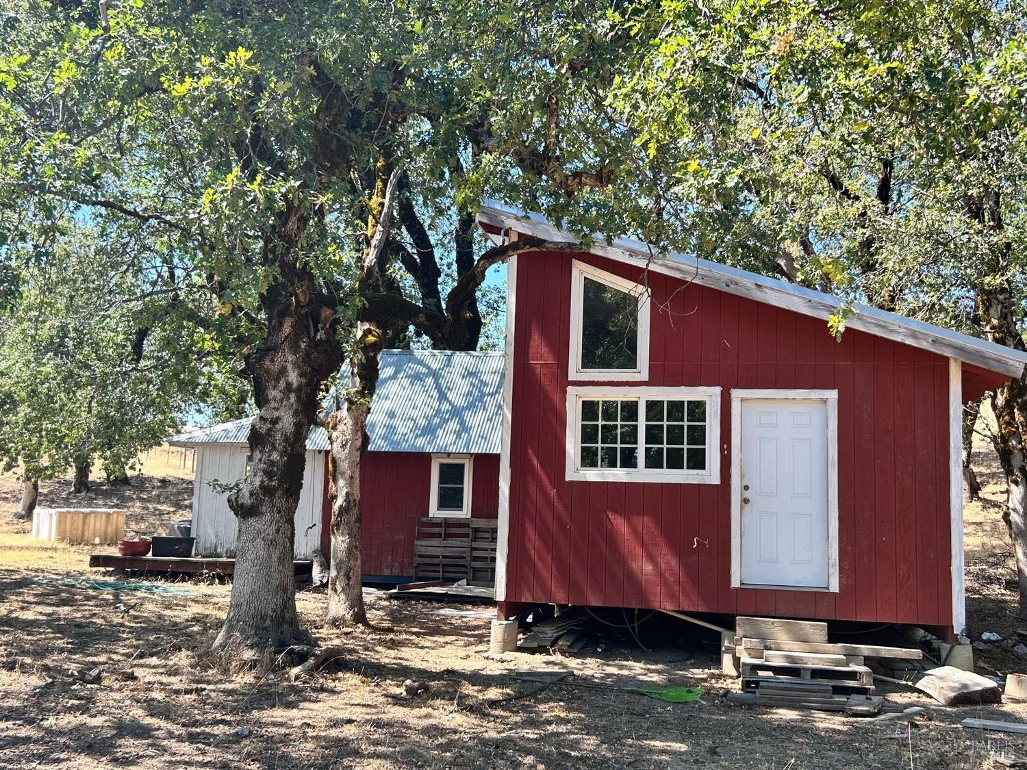 74250 Island Mountain Road Garberville, CA 95542 - Photo 4 of 77