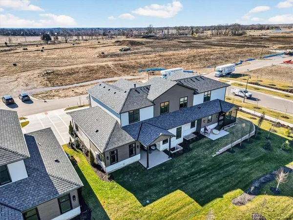$979,218 | 2856 West 133rd Terrace, Leawood, KS 66209
