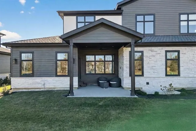 $979,218 | 2856 West 133rd Terrace, Leawood, KS 66224