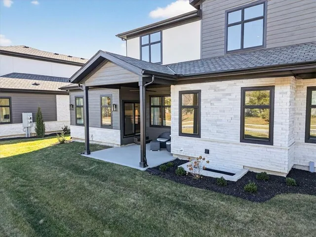 $979,218 | 2856 West 133rd Terrace, Leawood, KS 66224