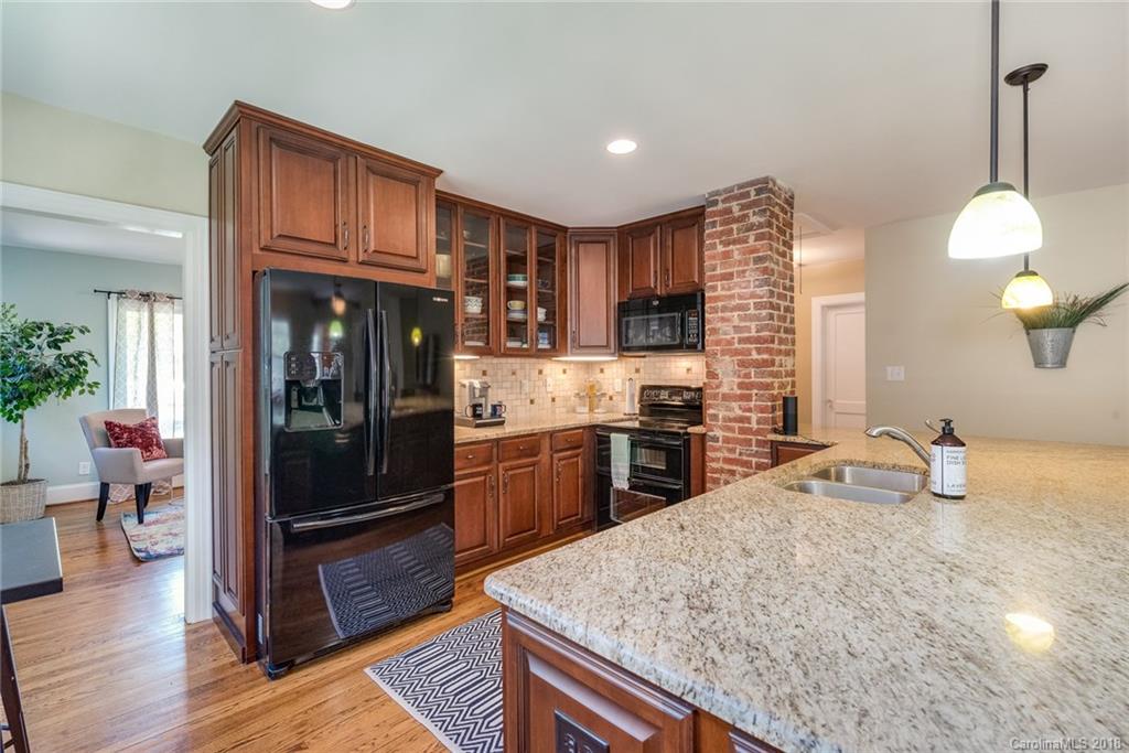 1908 Club Road Charlotte, NC 28205 - Photo 10 of 29 Gallery Image 10