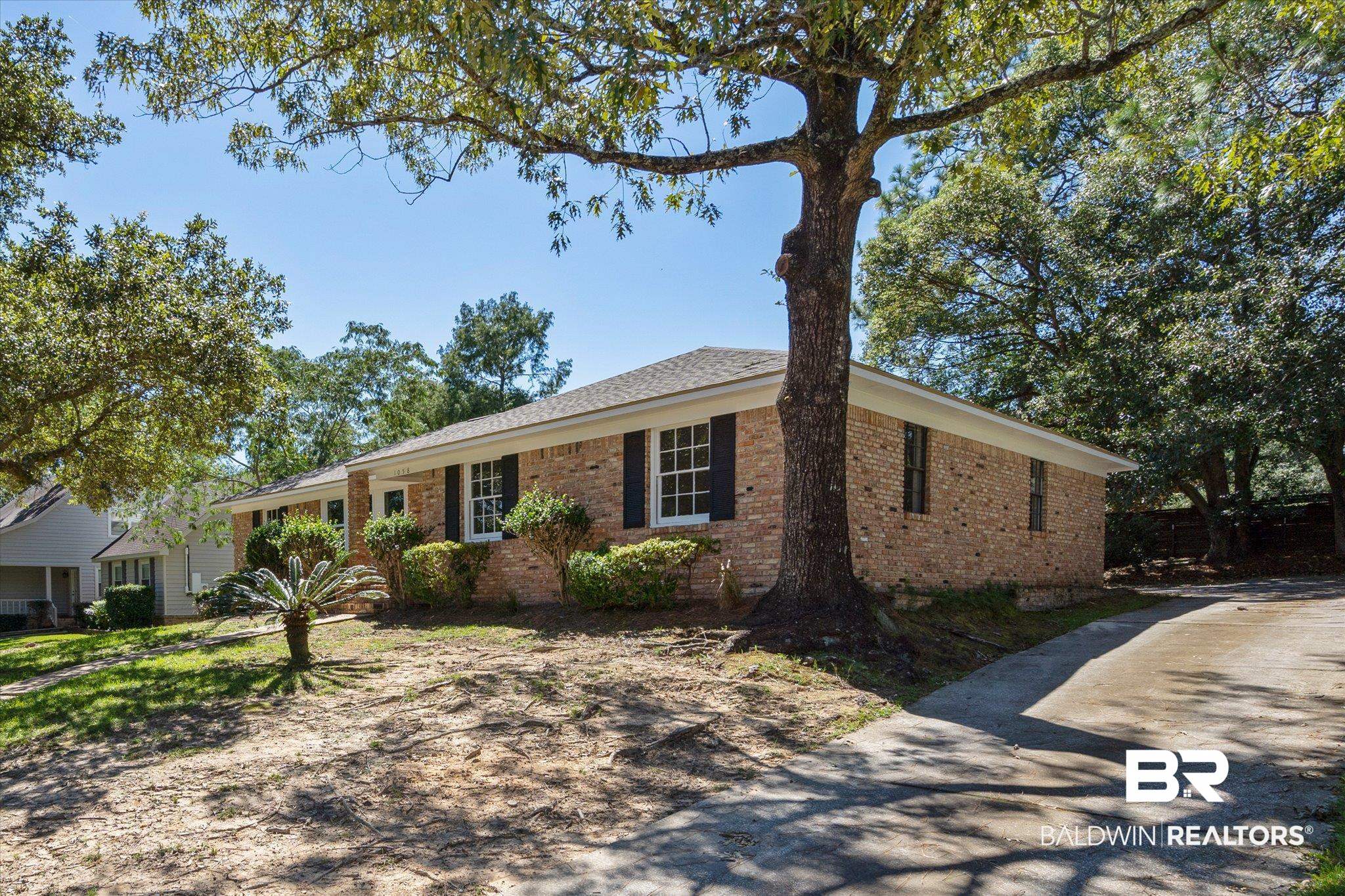 1058 Aberdeen Court North Mobile, AL 36609 - Photo 31 of 32
