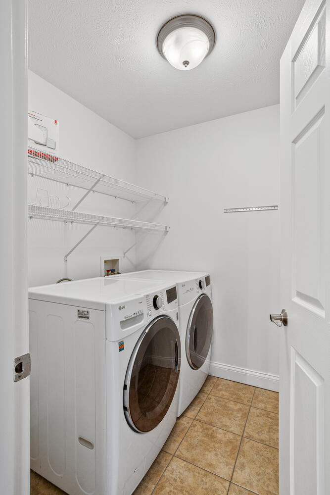 2517 Pembrook Point Champaign, IL 61821 - Photo 13 of 37