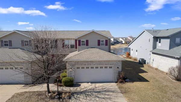 $349,000 | 2517 Pembrook Point, Champaign, IL 61821
