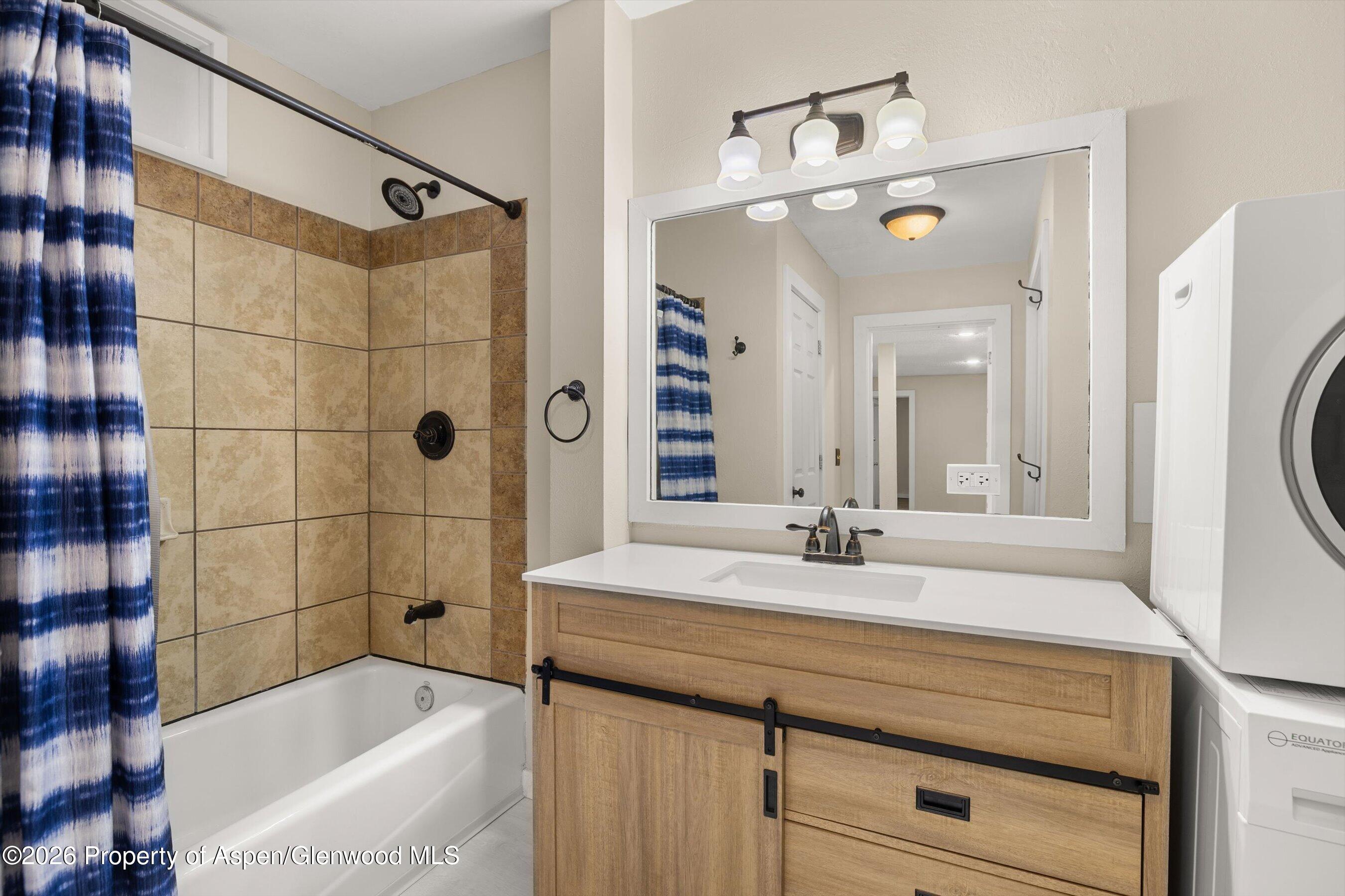 1101 Village Road, Unit LL3B Carbondale, CO 81623 - Photo 17 of 22 16-1101VillageRd_UnitLL3B_2606_2670