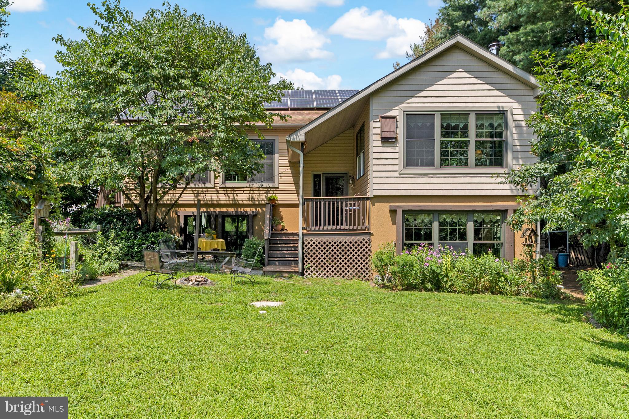517 Robinson Road Carneys Point, NJ 08069 - Photo 2 of 38 Gallery Image 2