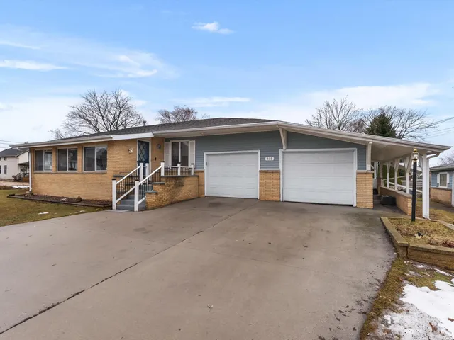 $209,900 | 815 Buchholz Street, Two Rivers, WI 54241