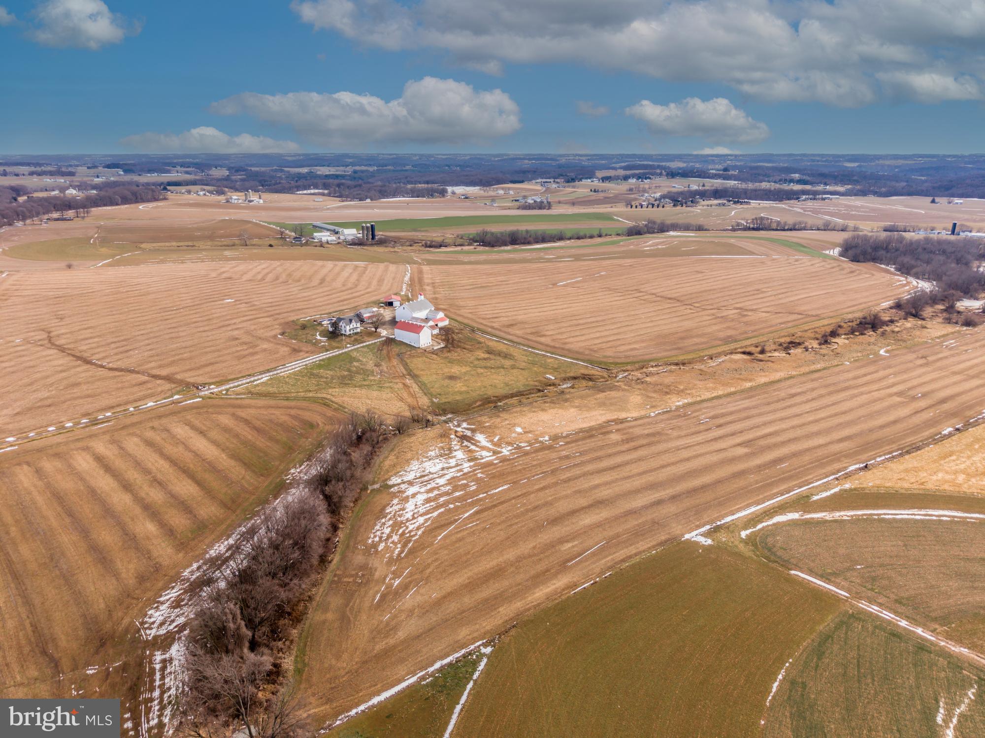 397 Jackson Road Quarryville, PA 17566 - Photo 15 of 41 a view of an ocean