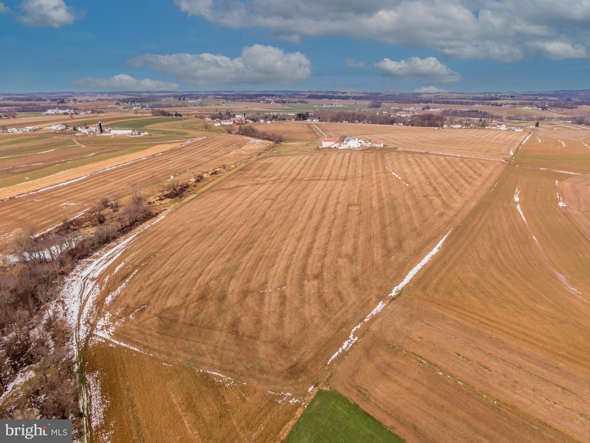 397 Jackson Road Quarryville, PA 17566 - Photo 4 of 41 a view of an ocean and beach