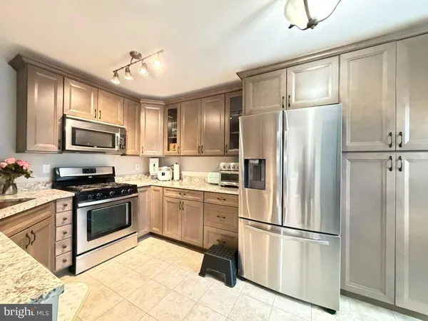 $2,800 | 249 Edge Creek Lane, Odenton, MD 21113
