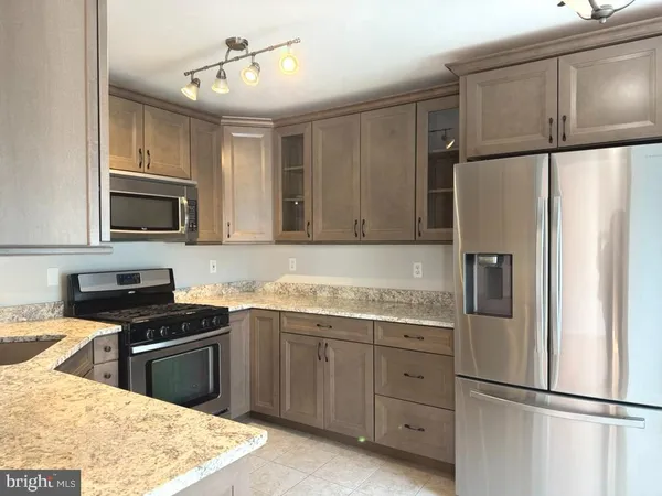 $2,700 | 249 Edge Creek Lane, Odenton, MD 21113