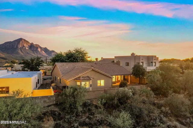 $550,000 | 1645 East Ganymede Drive, Tucson, AZ 85737