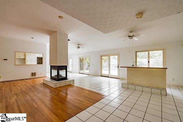 4015 State Park Road Greenville, SC 29609 - Photo 3 of 21