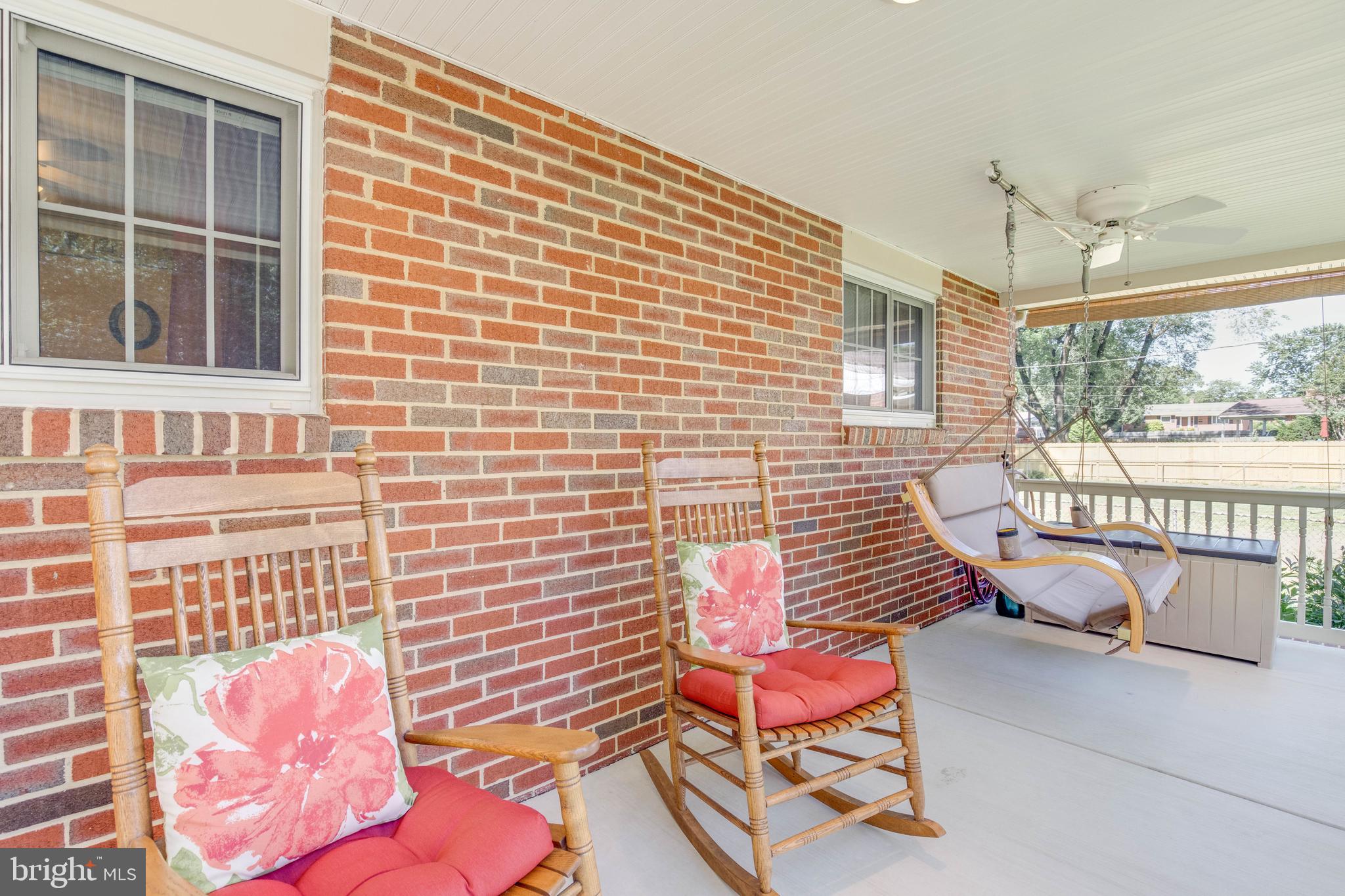 618 Eliot Road Pasadena, MD 21122 - Photo 2 of 16