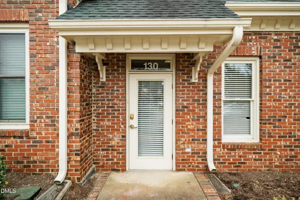 $315,250 | 130 Salem Towne Court, Apex, NC 27502