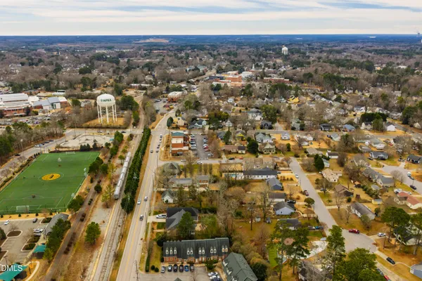 $315,250 | 130 Salem Towne Court, Apex, NC 27502