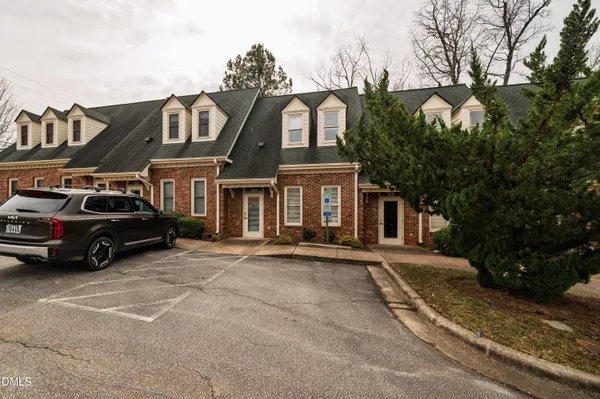 $315,250 | 130 Salem Towne Court, Apex, NC 27502