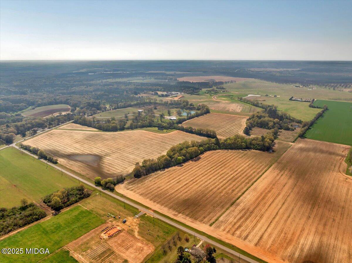 405 Arena Road Perry, GA 31069 - Photo 11 of 31 a view of an ocean