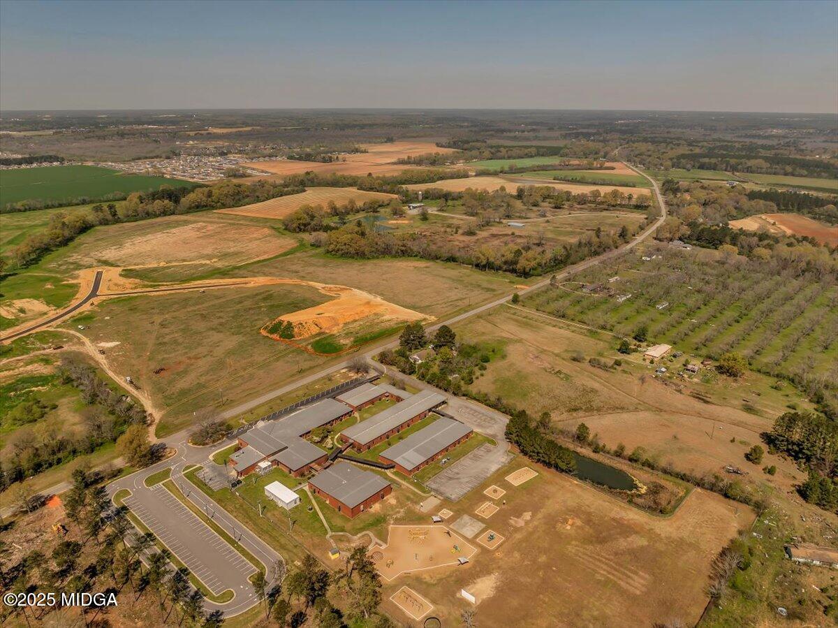 405 Arena Road Perry, GA 31069 - Photo 19 of 31 a view of an ocean and beach