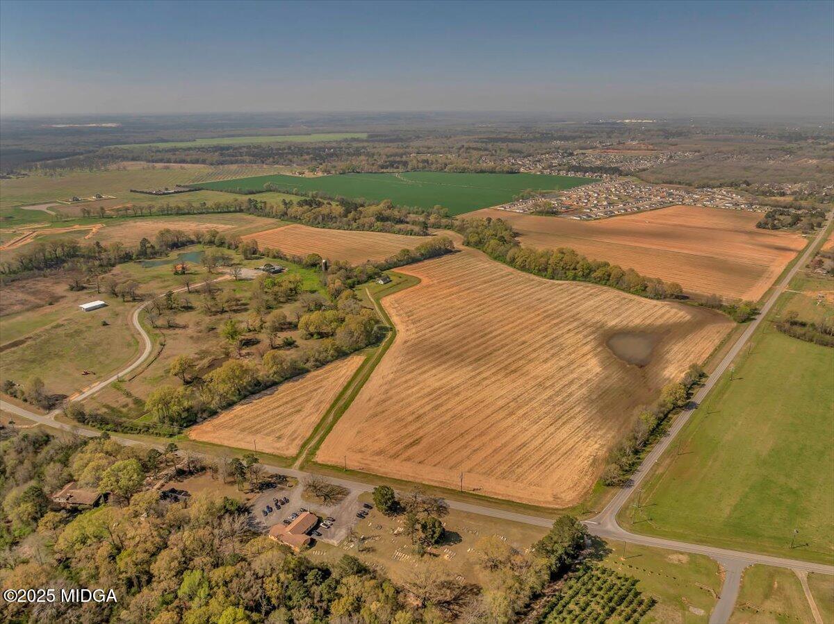 405 Arena Road Perry, GA 31069 - Photo 26 of 31 a view of an ocean beach