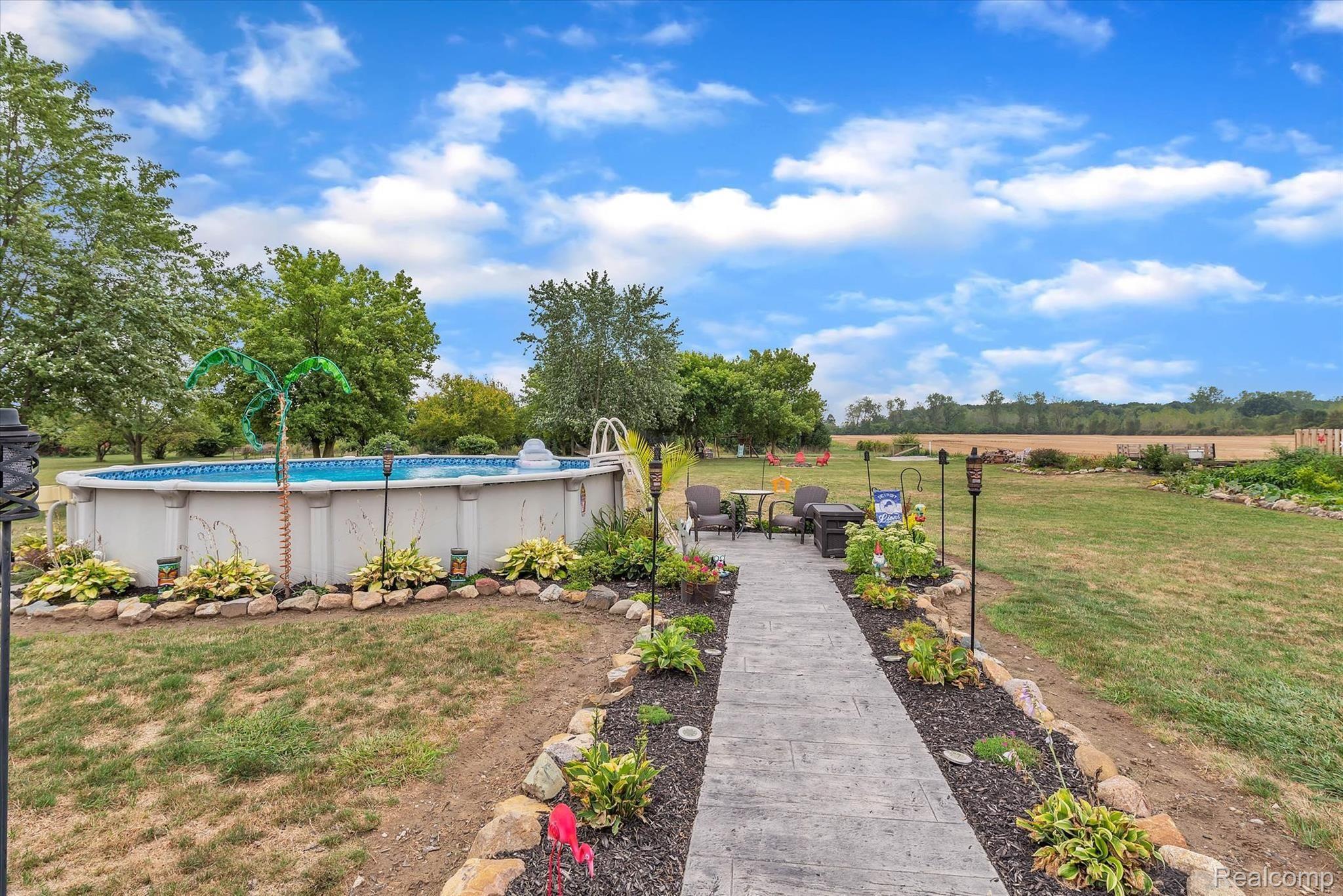 4499 East Dunbar Road Monroe, MI 48161 - Photo 51 of 74 yard2.jpg