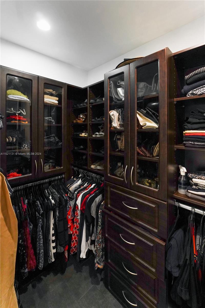 321 Southwest 24th Road Miami, FL 33129 - Photo 14 of 31