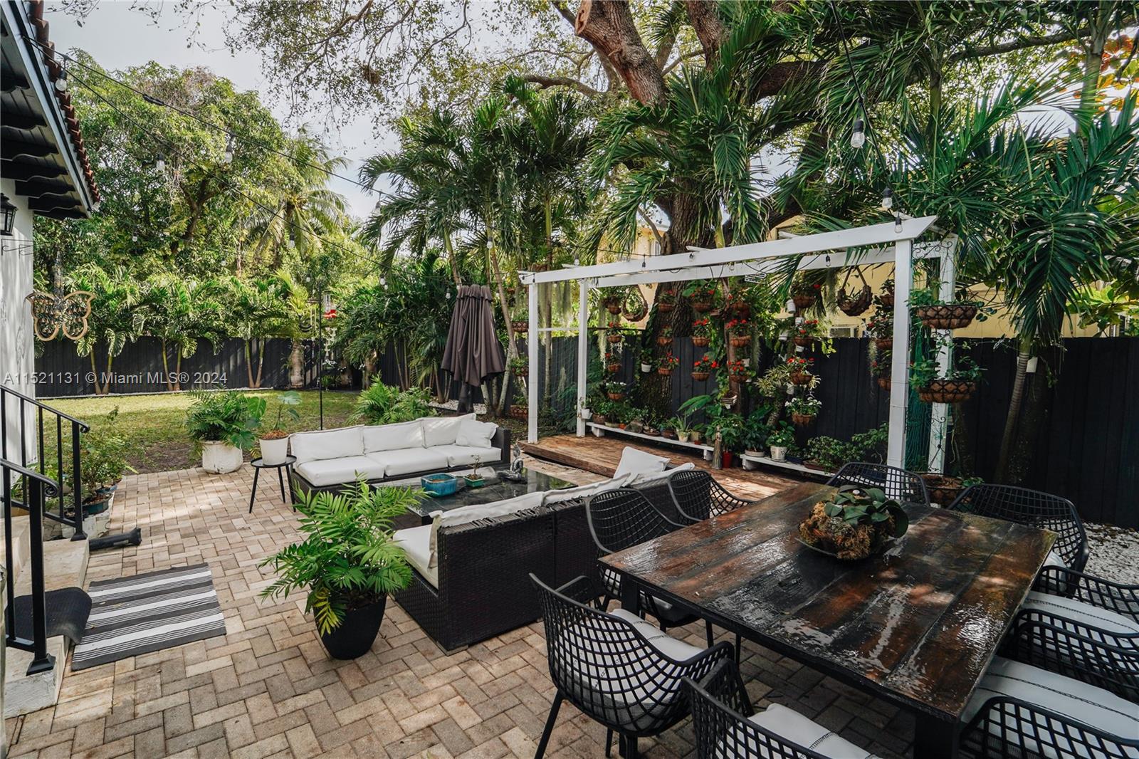 321 Southwest 24th Road Miami, FL 33129 - Photo 23 of 31