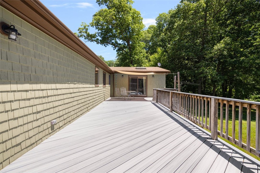 456 Rockland Road Scituate, RI 02857 - Photo 6 of 40