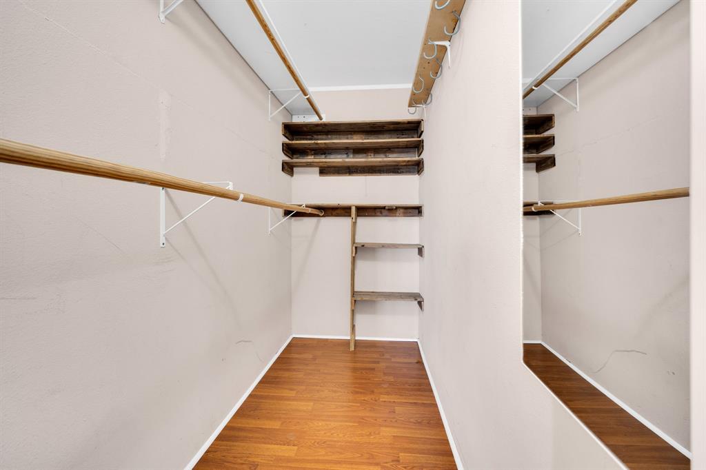 8103 County Road 409 Grandview, TX 76050 - Photo 17 of 35