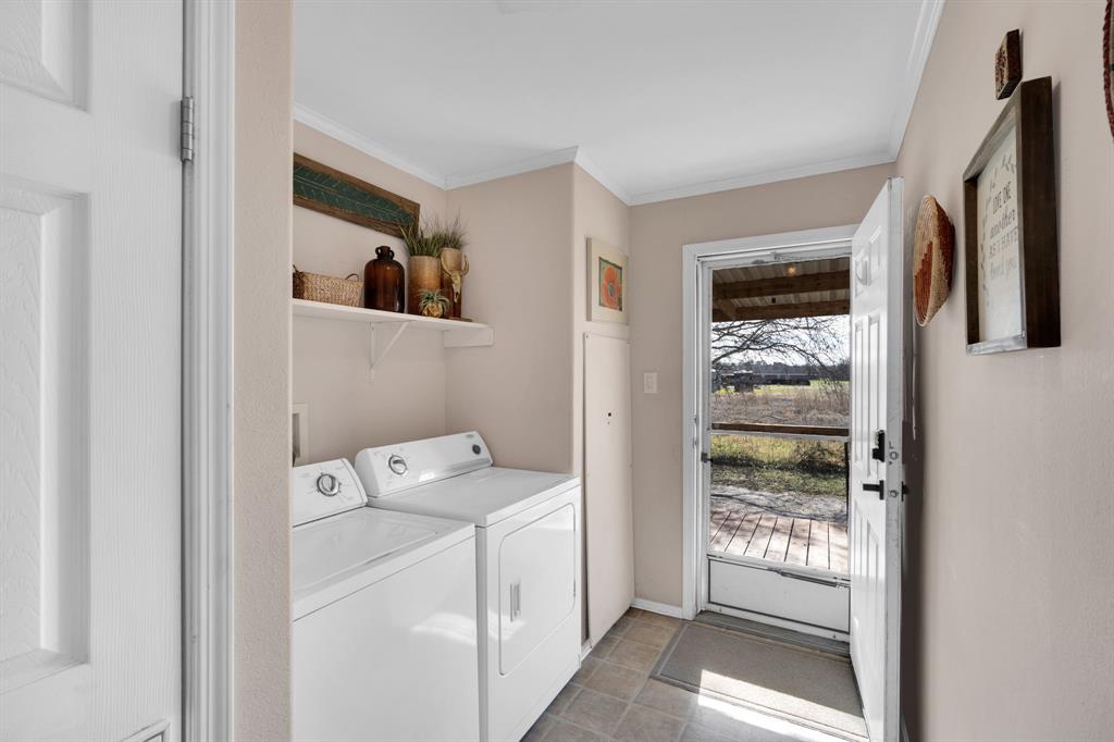 8103 County Road 409 Grandview, TX 76050 - Photo 22 of 35