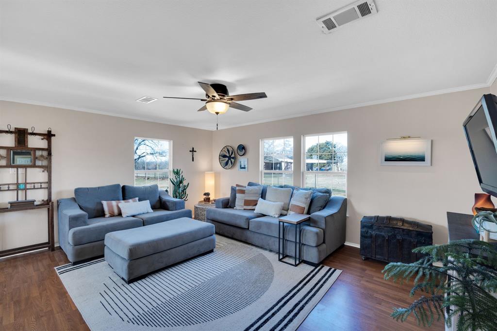 8103 County Road 409 Grandview, TX 76050 - Photo 6 of 35