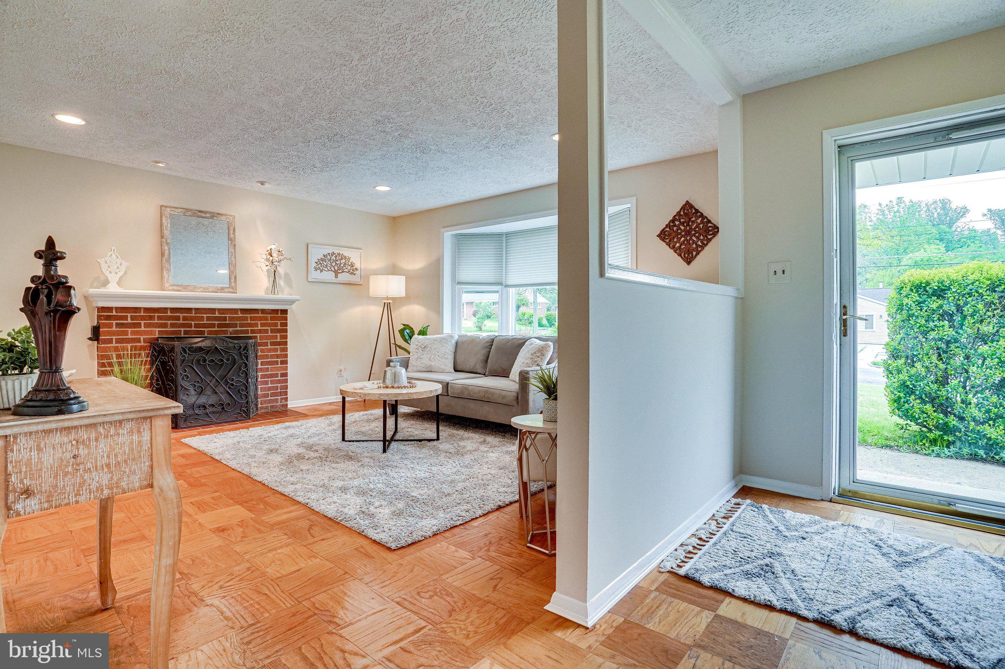 7309 Bath Street Springfield, VA 22150 - Photo 11 of 75 View From Foyer to Living Room