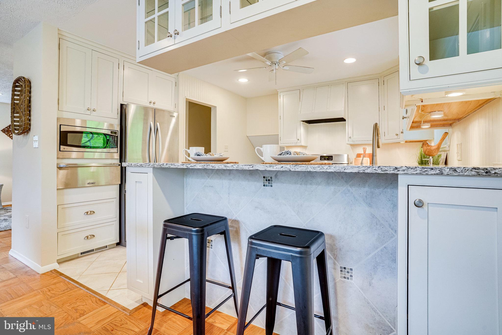 7309 Bath Street Springfield, VA 22150 - Photo 21 of 75 Kitchen Breakfast Bar