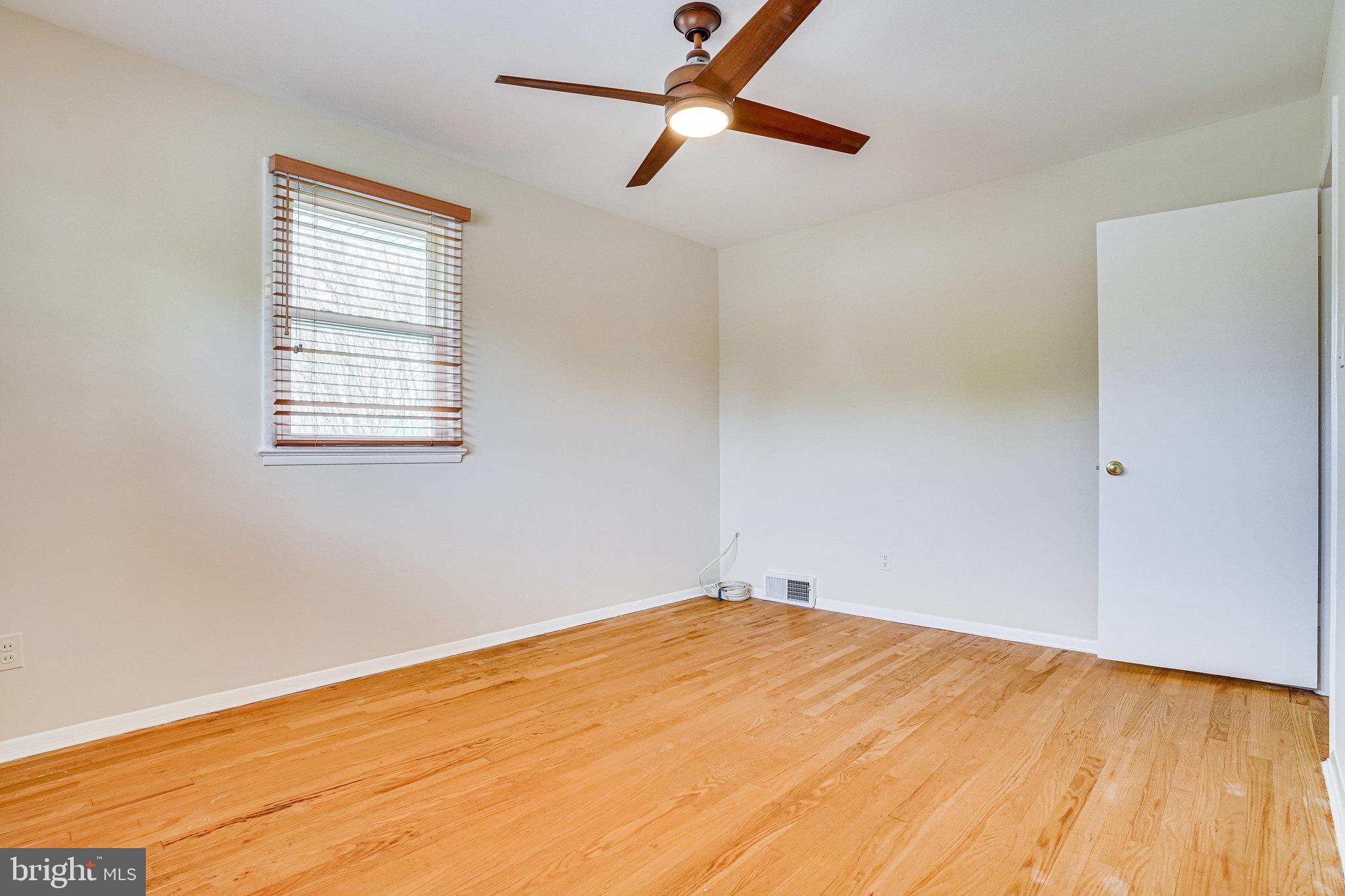 7309 Bath Street Springfield, VA 22150 - Photo 43 of 75 3rd Bedroom